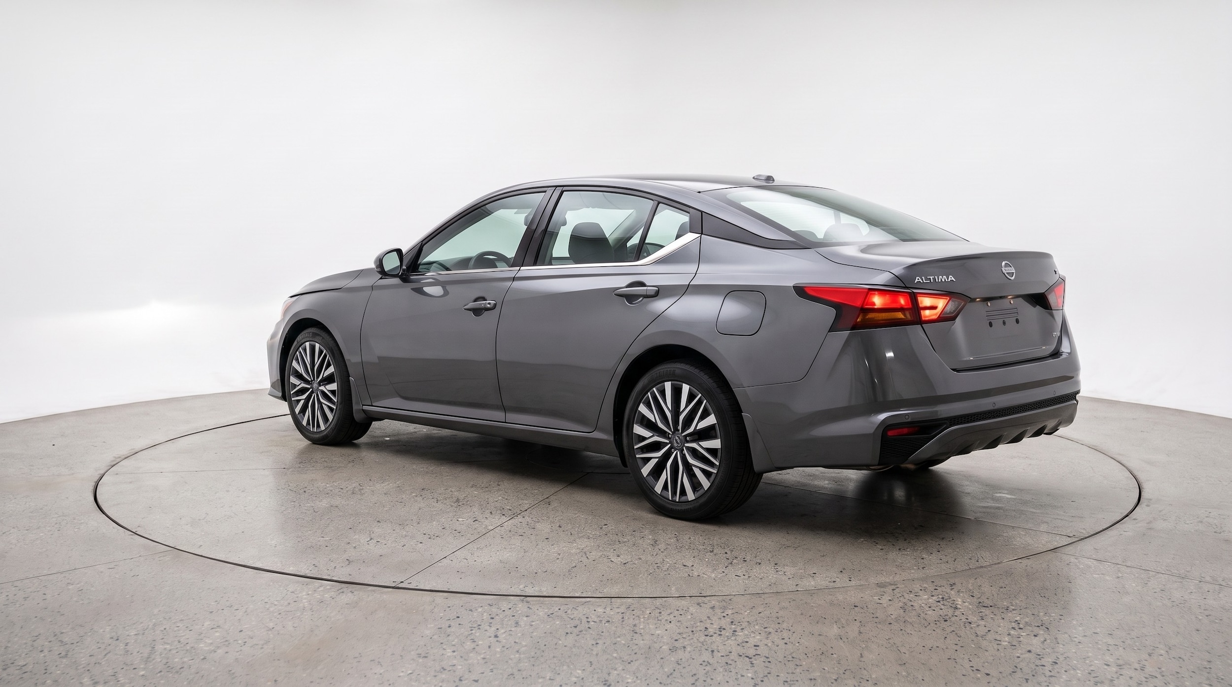 Thumbnail: 2025 Nissan Altima - 5