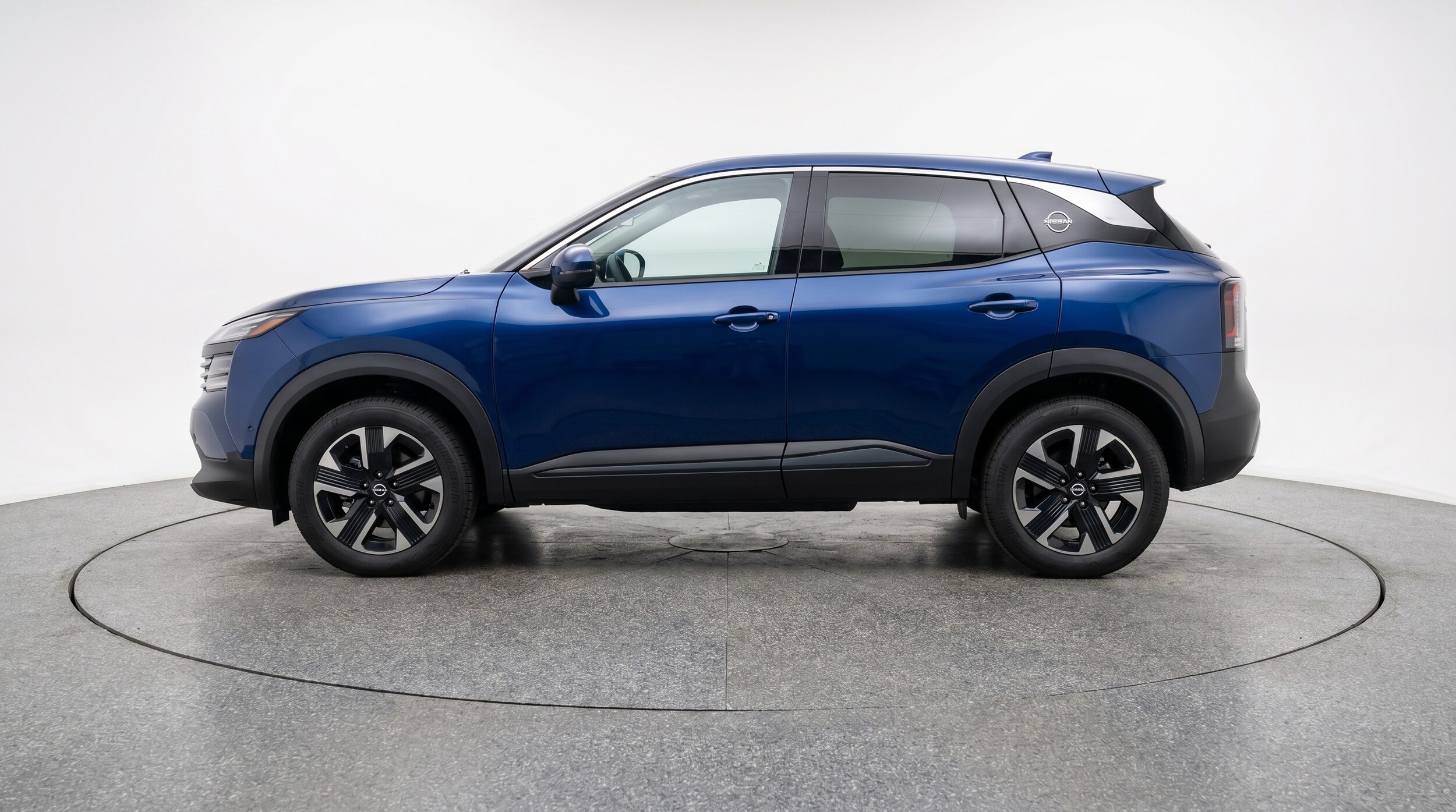 Thumbnail: 2026 Nissan Kicks - 4