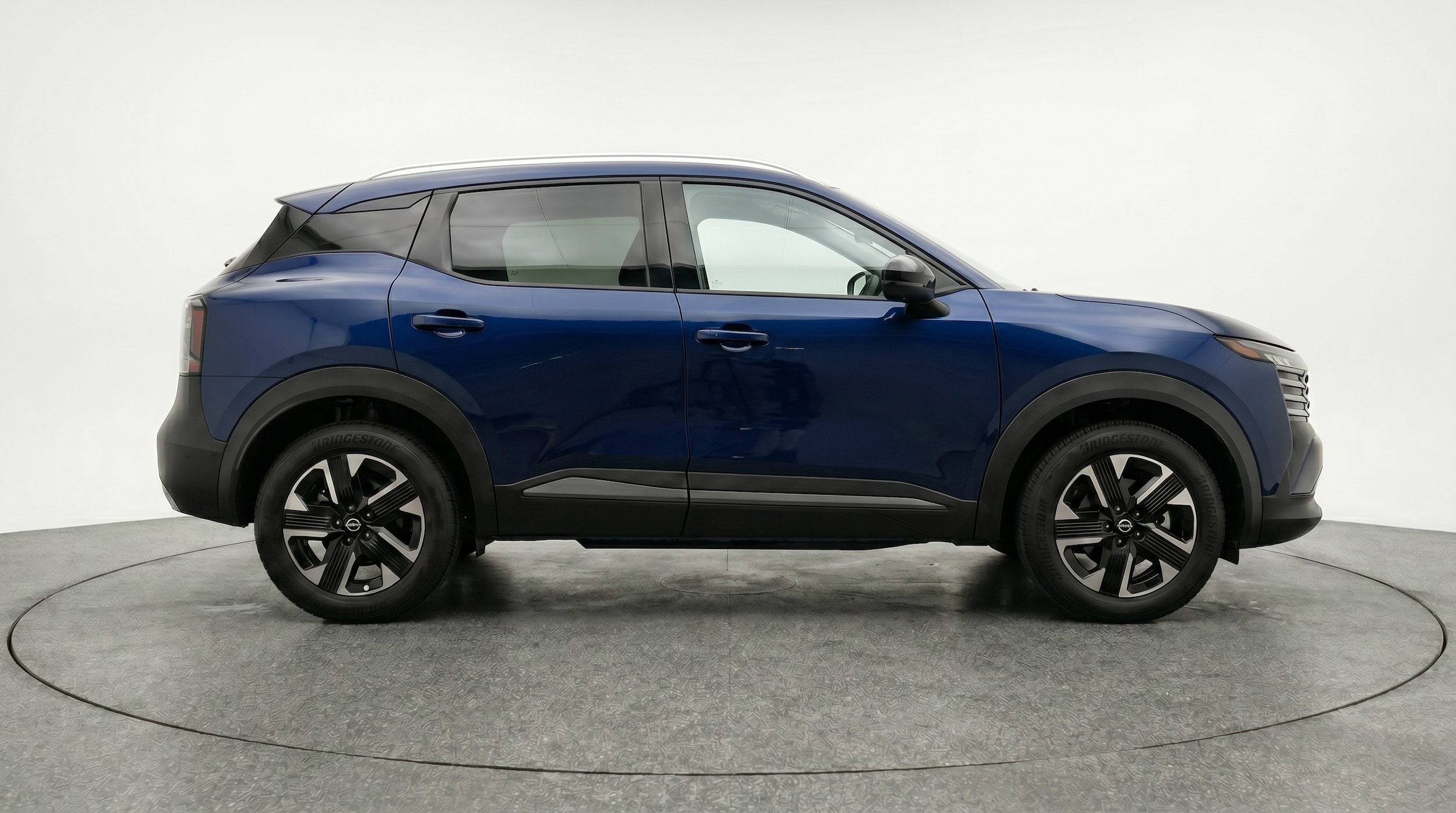 Thumbnail: 2026 Nissan Kicks - 8