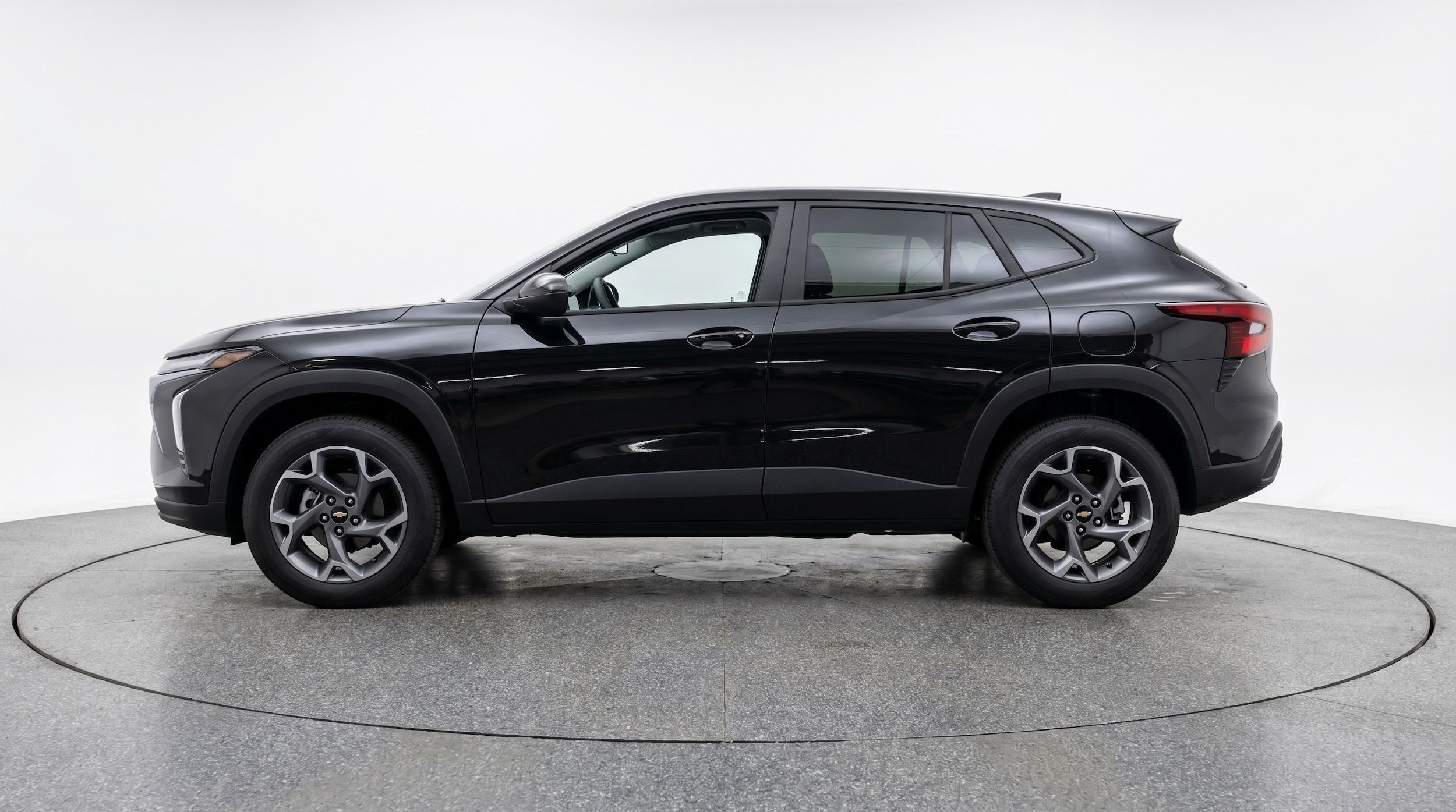 Thumbnail: 2025 Chevrolet Trax - 4