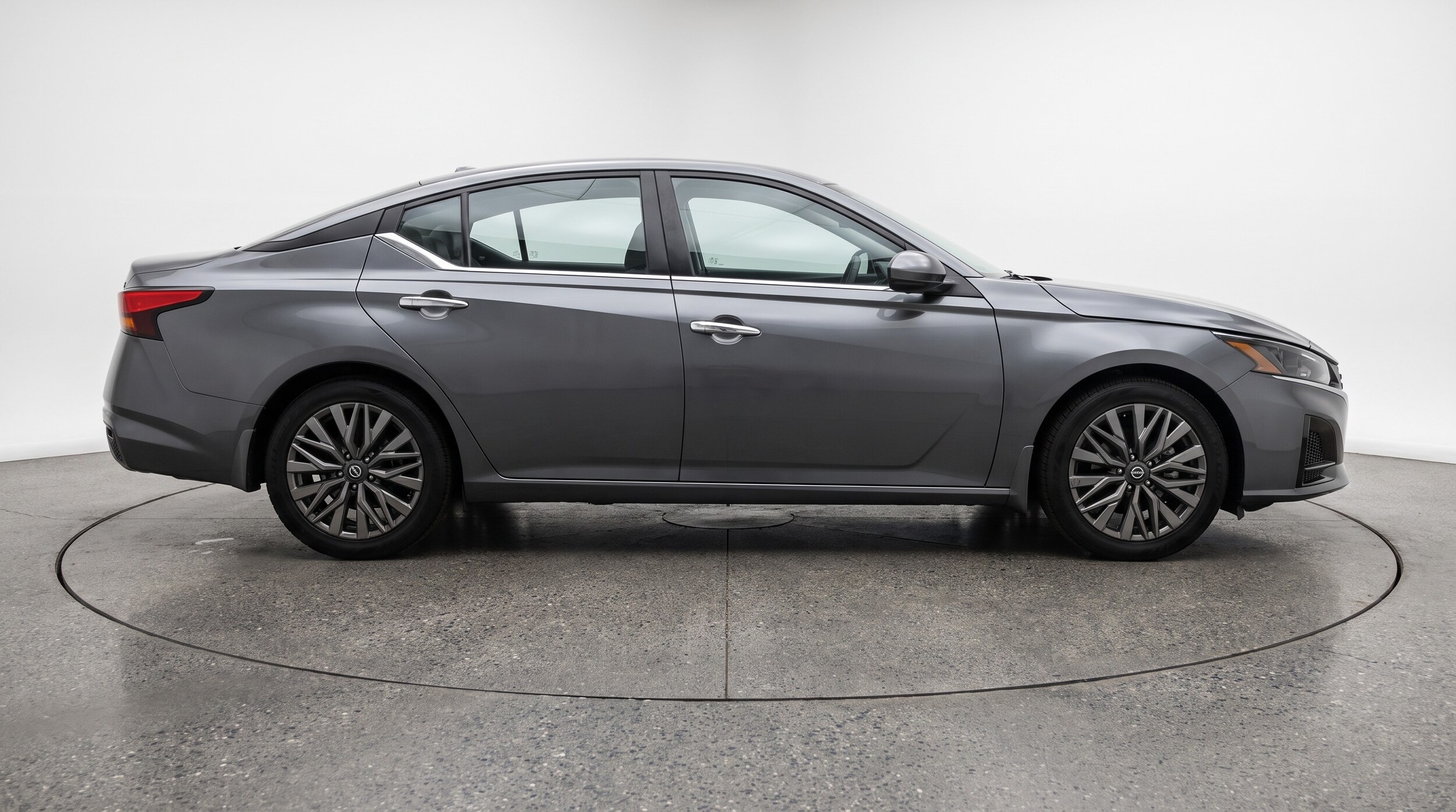 Thumbnail: 2025 Nissan Altima - 8