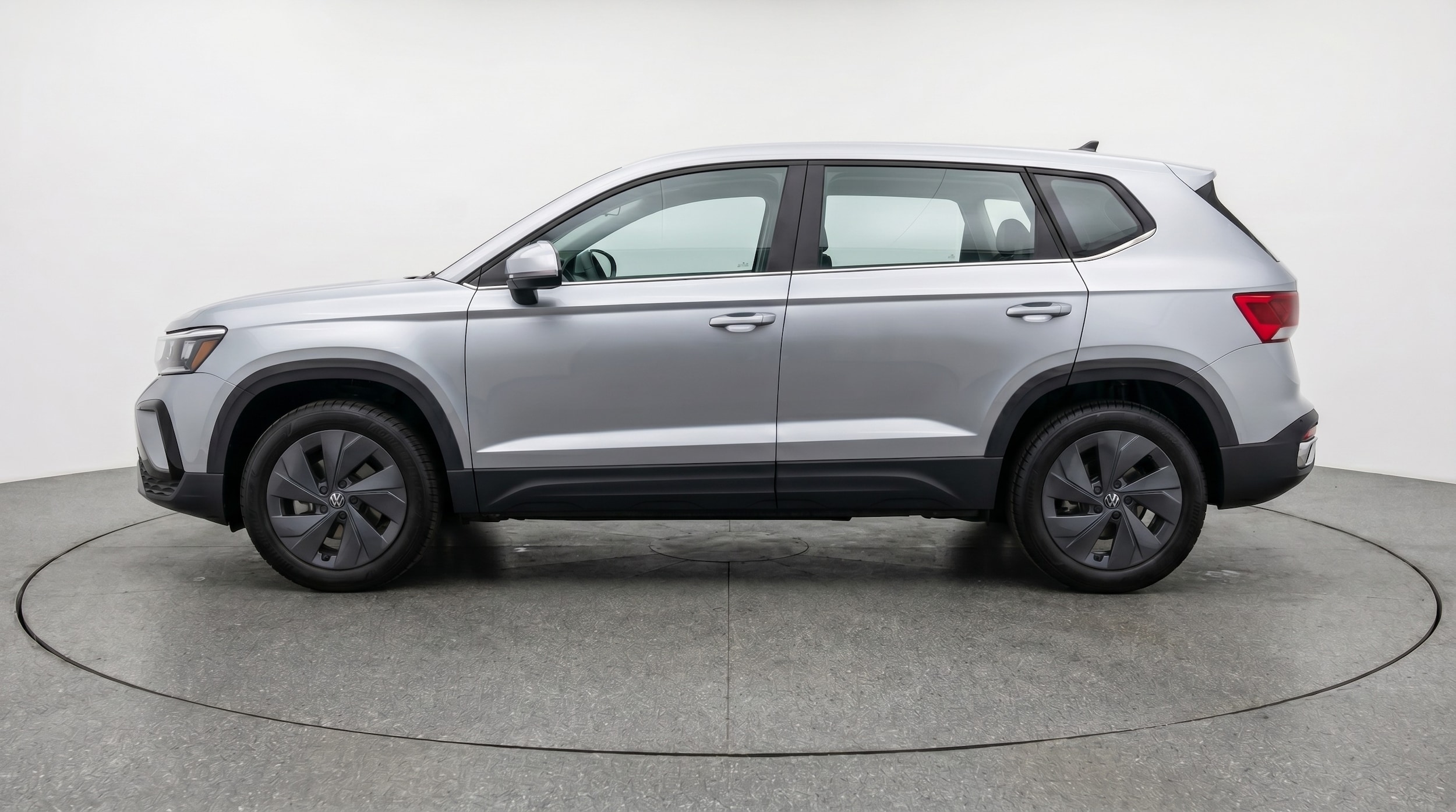 Thumbnail: 2026 Volkswagen Taos - 4