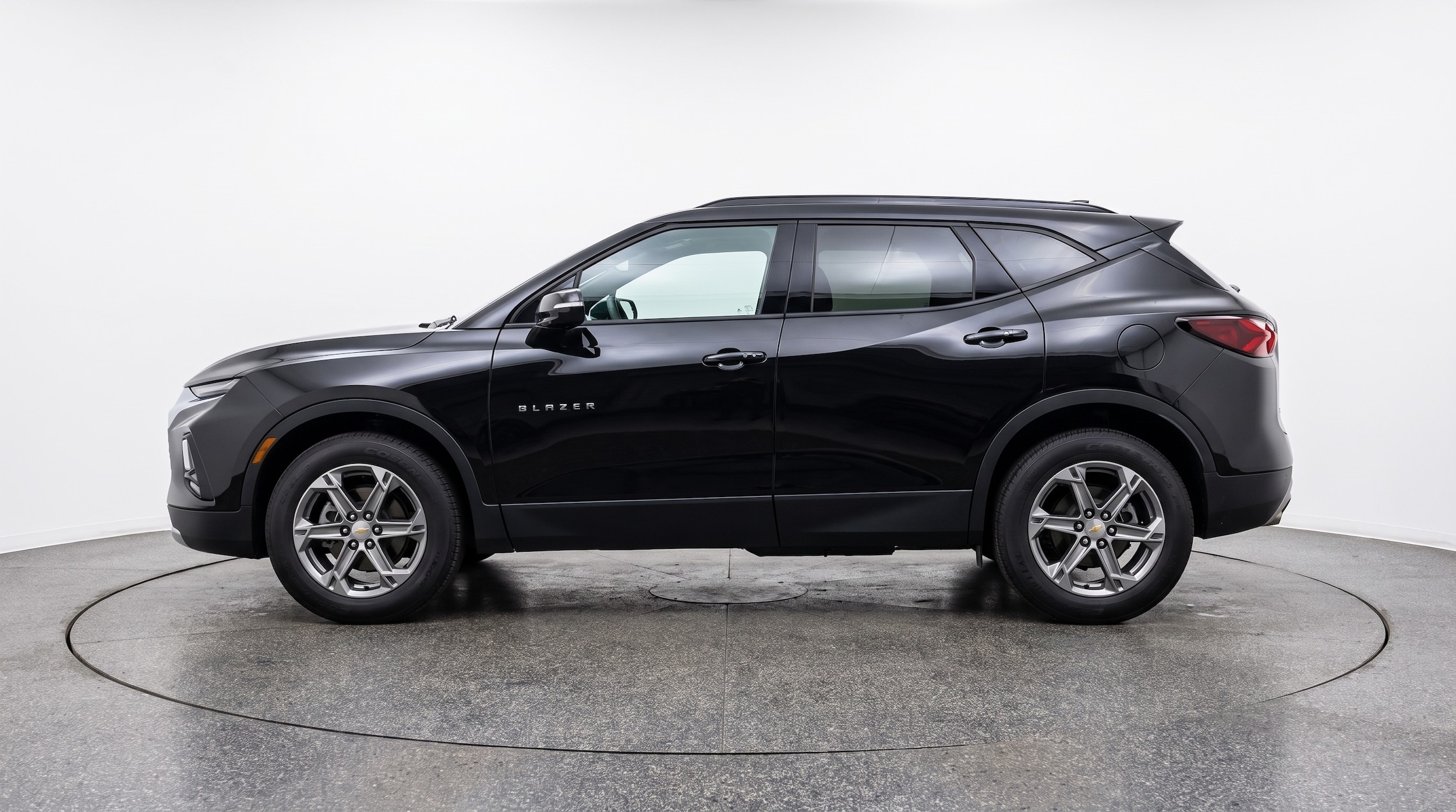 Thumbnail: 2025 Chevrolet Blazer - 4