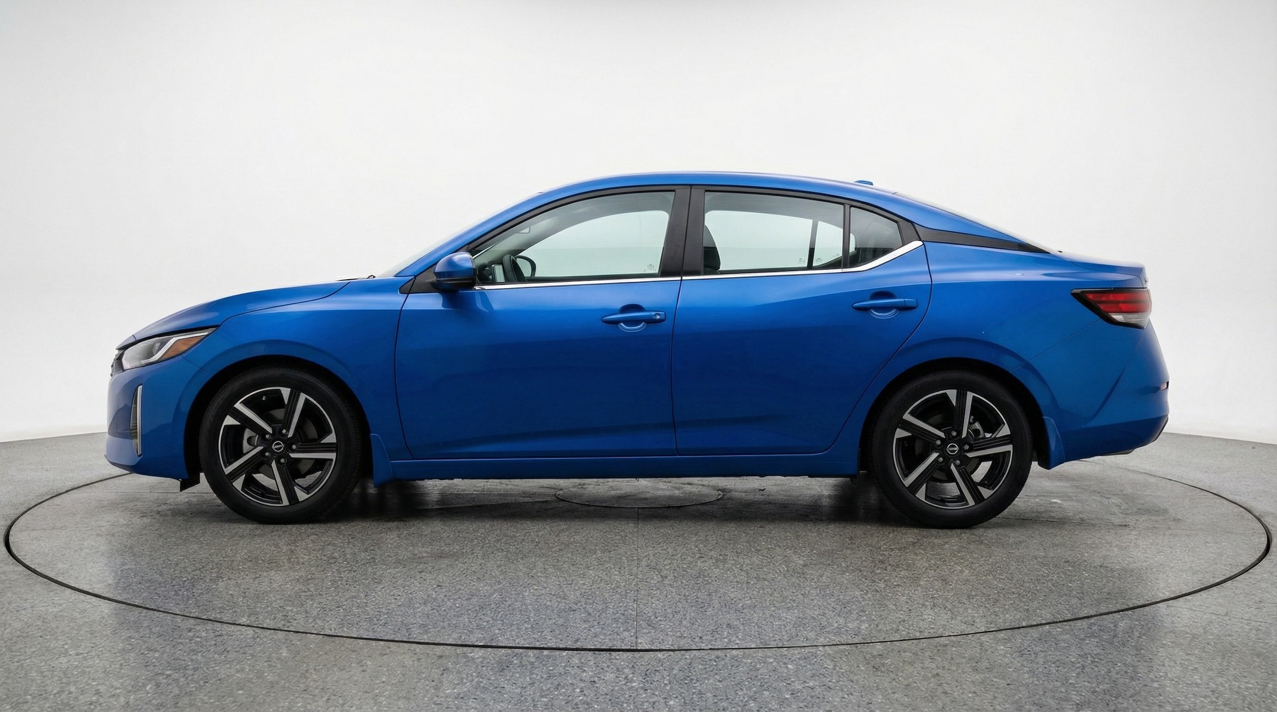 Thumbnail: 2025 Nissan Sentra - 4