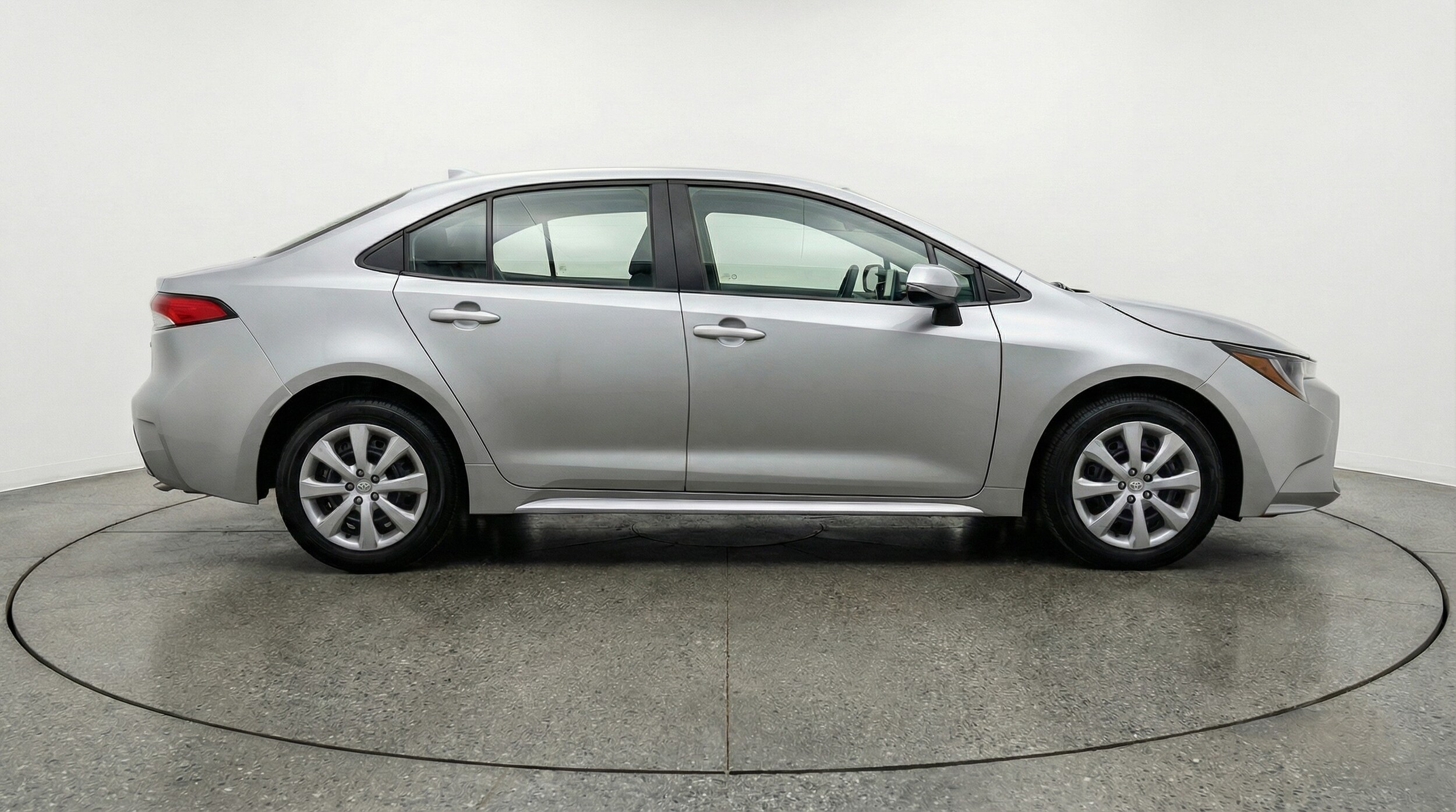Thumbnail: 2025 Toyota Corolla - 8