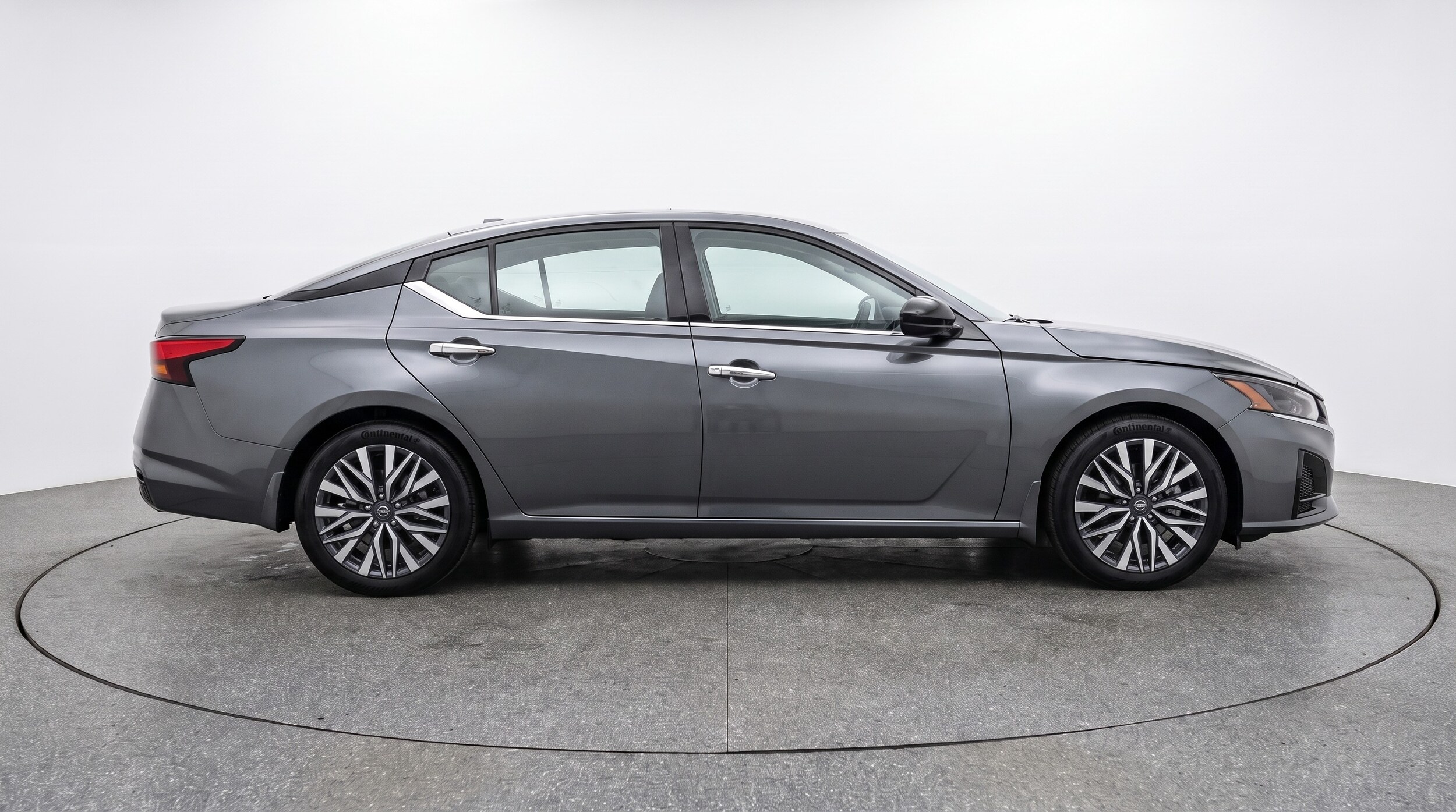 Thumbnail: 2025 Nissan Altima - 8