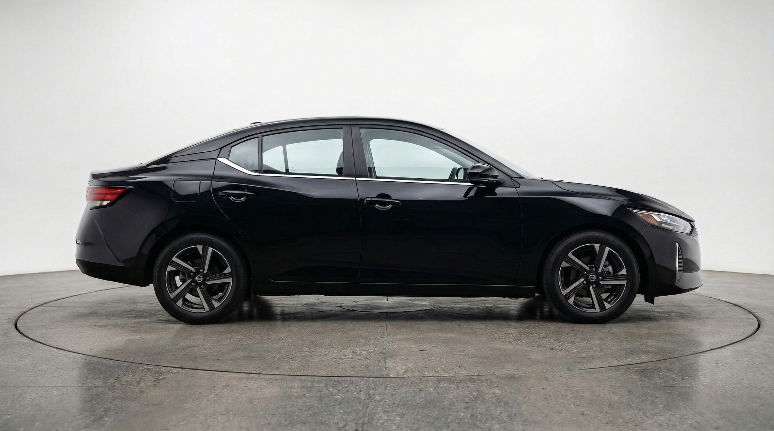 Thumbnail: 2025 Nissan Sentra - 8