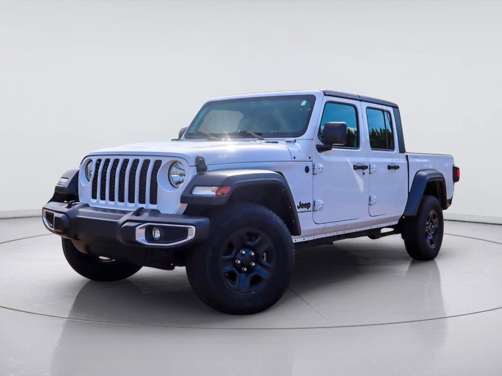Used 2023 Jeep Gladiator Sport Truck