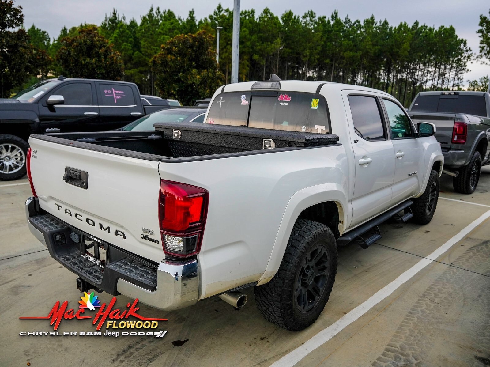 2019 Toyota Tacoma SR5 photo 4