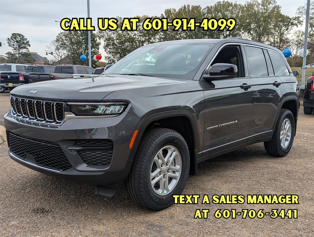 New 2025 Jeep Grand Cherokee LAREDO 4X2 Sport Utility