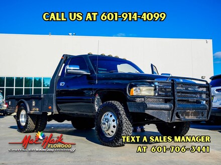 2001 Dodge Ram 3500 SLT Truck