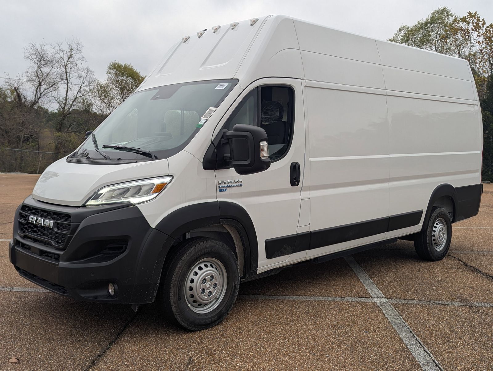 2025 RAM ProMaster EV 3500 Step Van 159" WB Super High Roof's photo