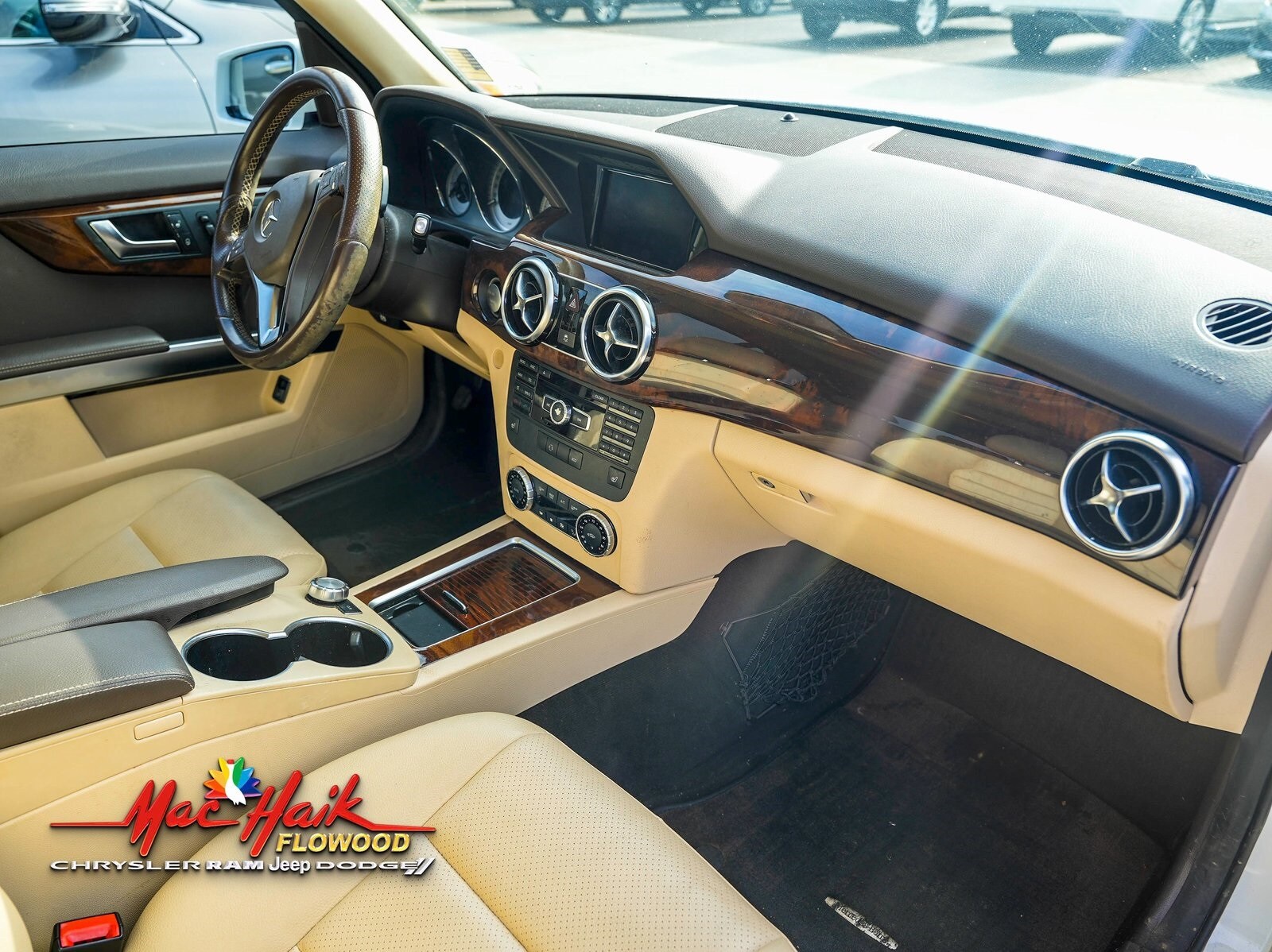 2015 Mercedes Benz GLK 350 4MATIC photo 3