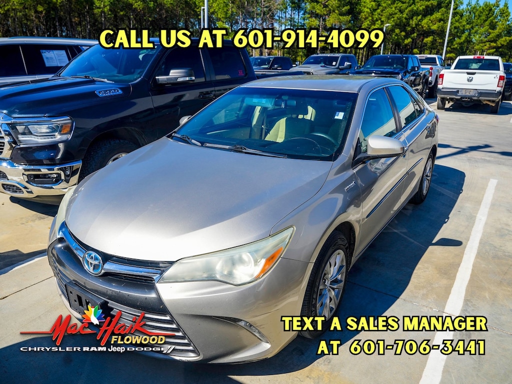 Used 2017 Toyota Camry Hybrid Sedan