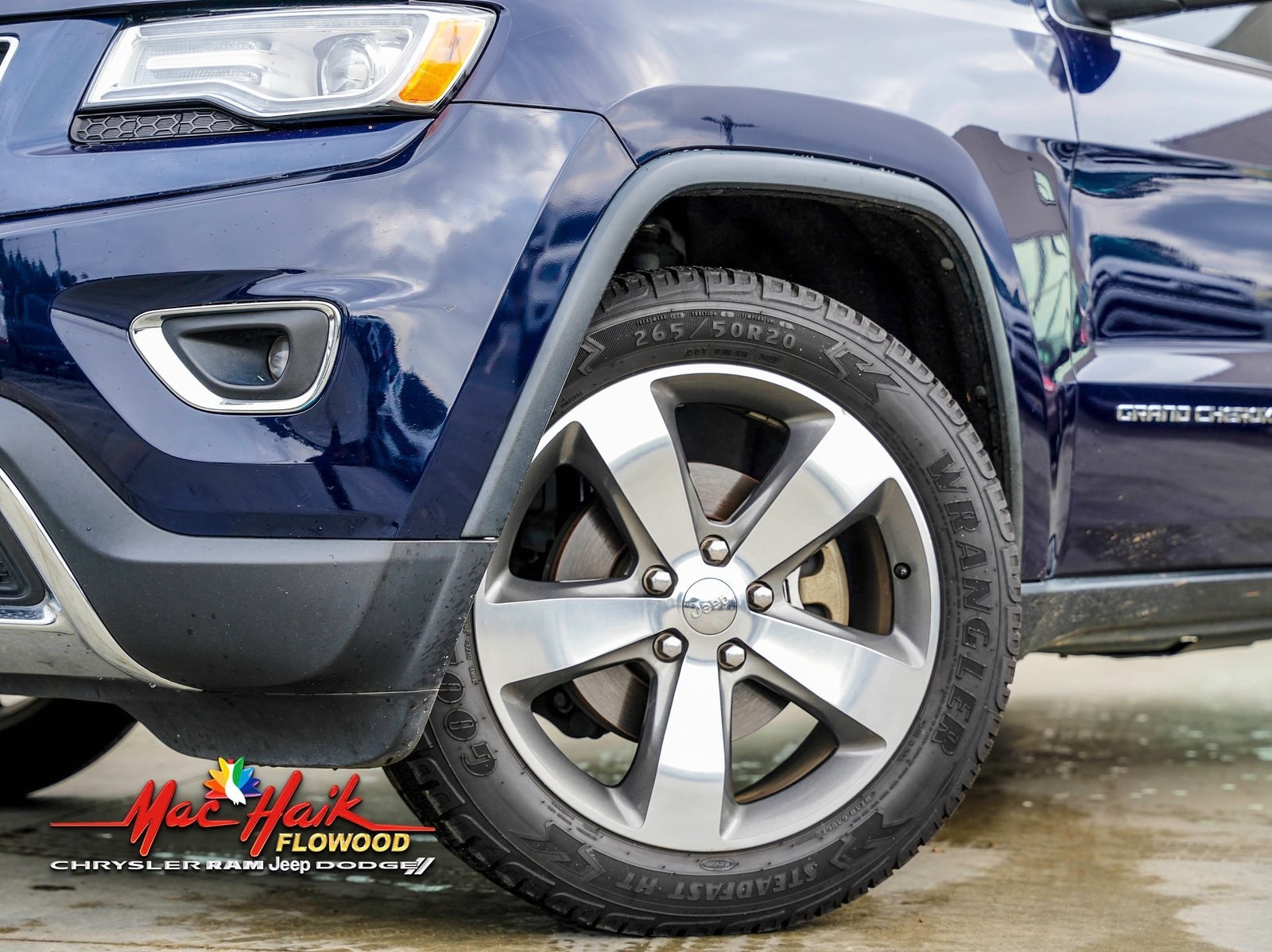 Used 2014 Jeep Grand Cherokee Limited with VIN 1C4RJEBTXEC265703 for sale in Flowood, MS