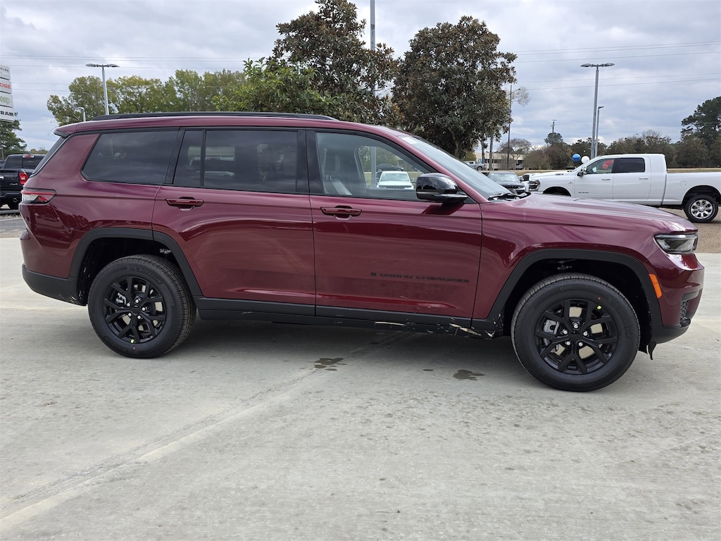 New 2025 Jeep Grand Cherokee L Altitude X Sport Utility