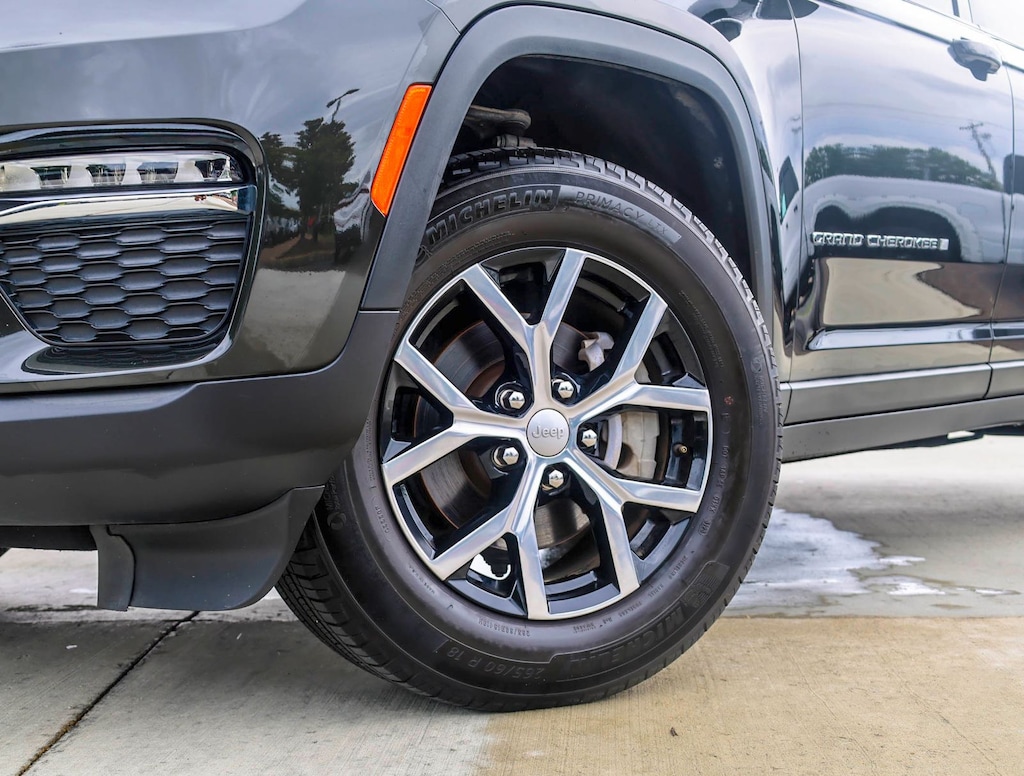 Used 2024 Jeep Grand Cherokee Limited SUV
