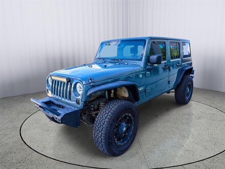 2015 Jeep Wrangler Unlimited Sahara SUV
