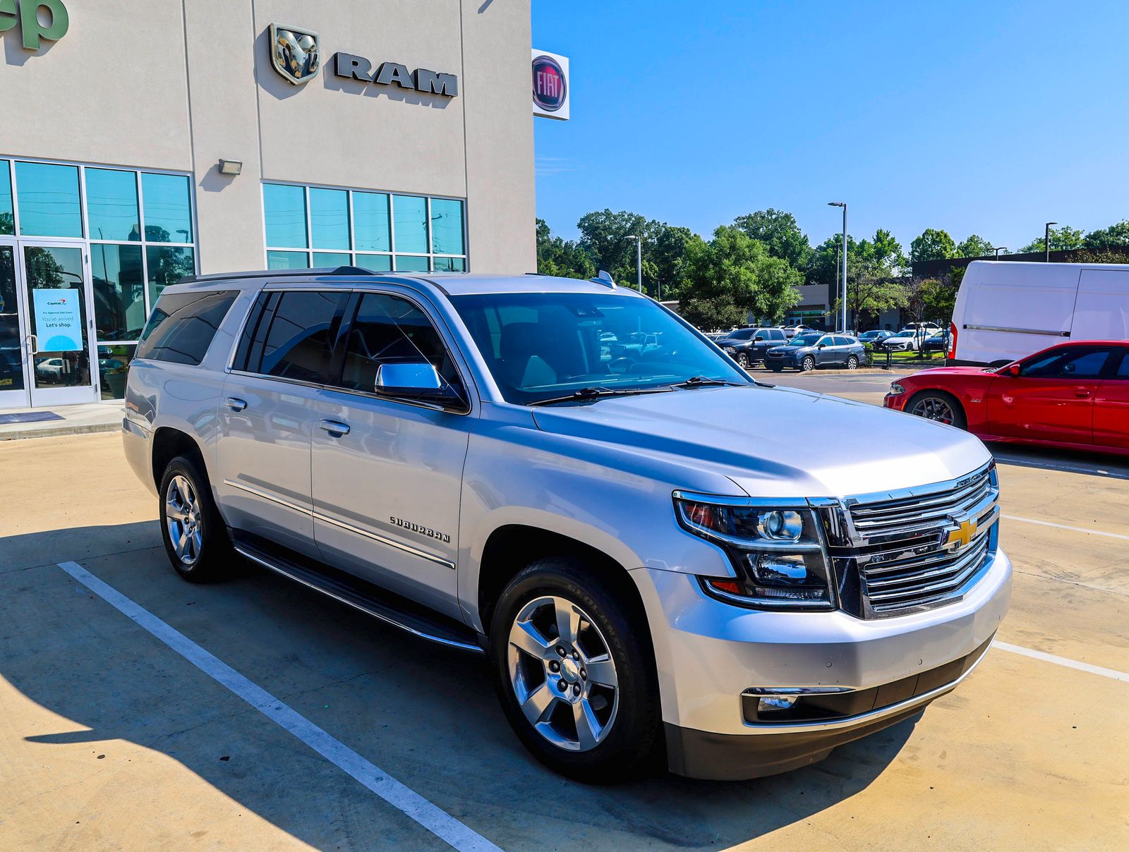 2018 Chevrolet Suburban 2WD 1500 Premier's photo