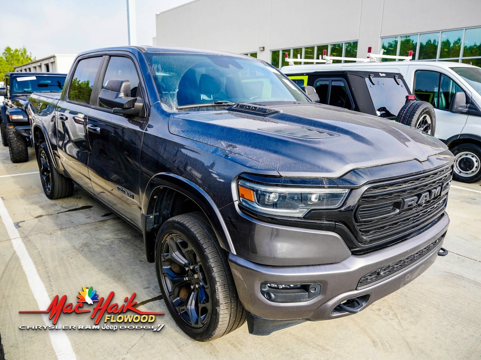 2022 Ram 1500 Limited photo 2