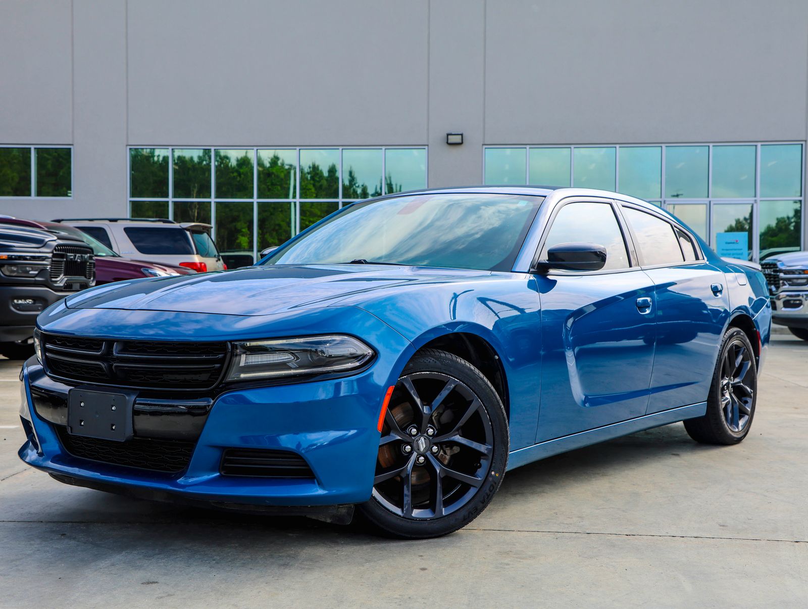 2021 Dodge Charger SXT's photo