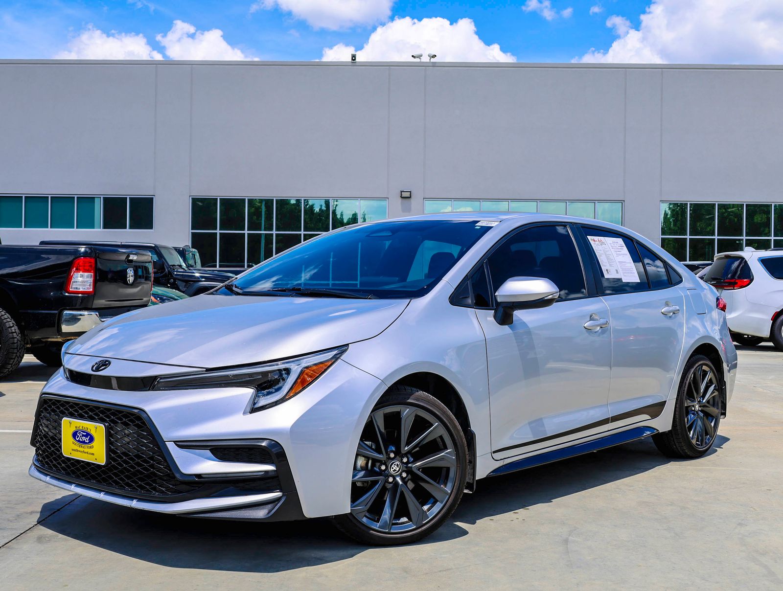 2024 Toyota Corolla SE CVT's photo