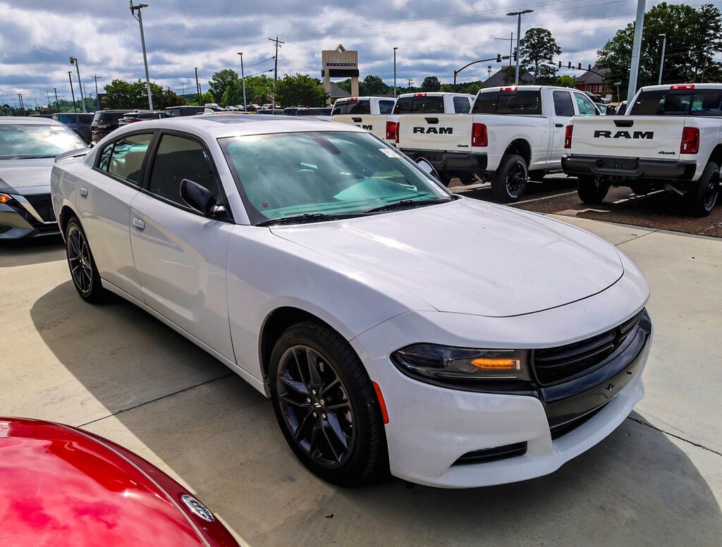Used 2021 Dodge Charger SXT Sedan