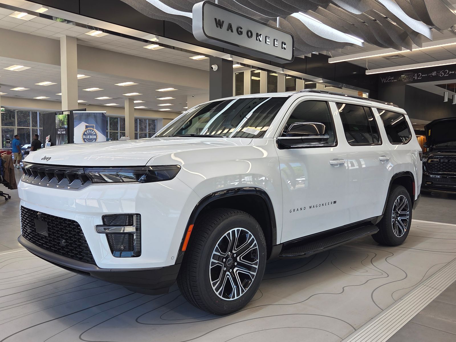 2026 Jeep Grand Wagoneer Sport Utility 