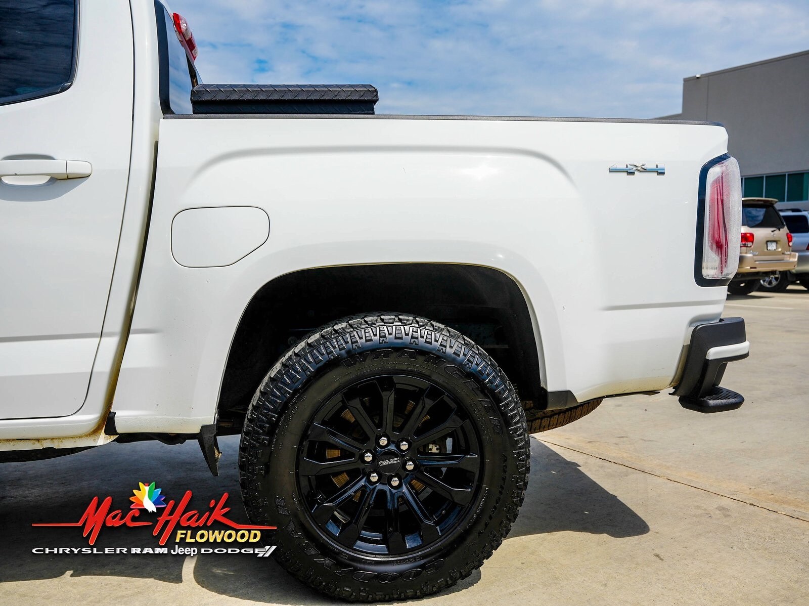 2022 Gmc Canyon Elevation photo 3