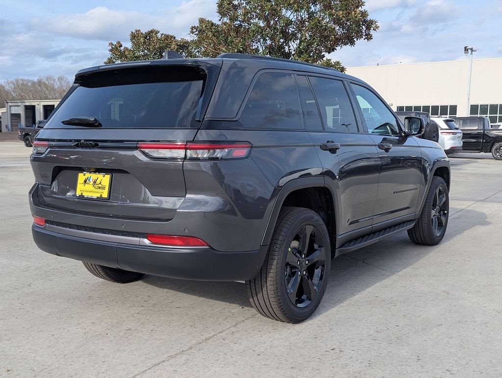 New 2026 Jeep Grand Cherokee Limited Sport Utility