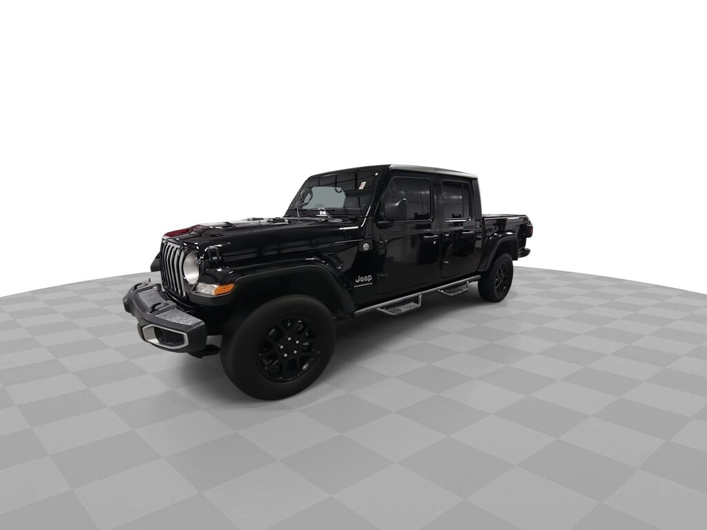 Used 2023 Jeep Gladiator Overland Truck