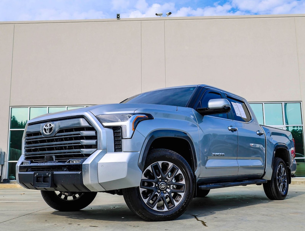 Used 2025 Toyota Tundra Limited CrewMax