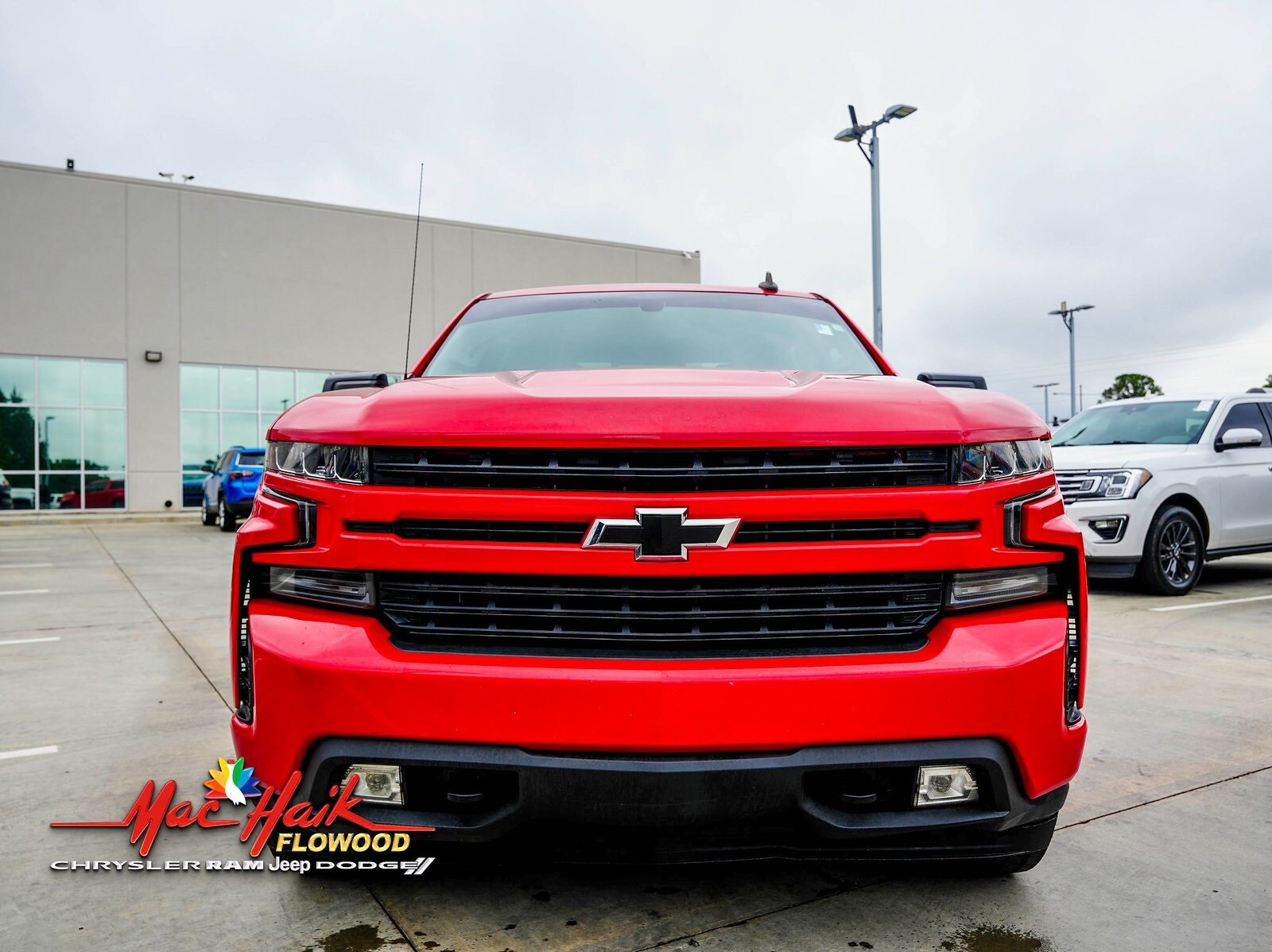 2019 Chevrolet Silverado 1500 RST photo 2