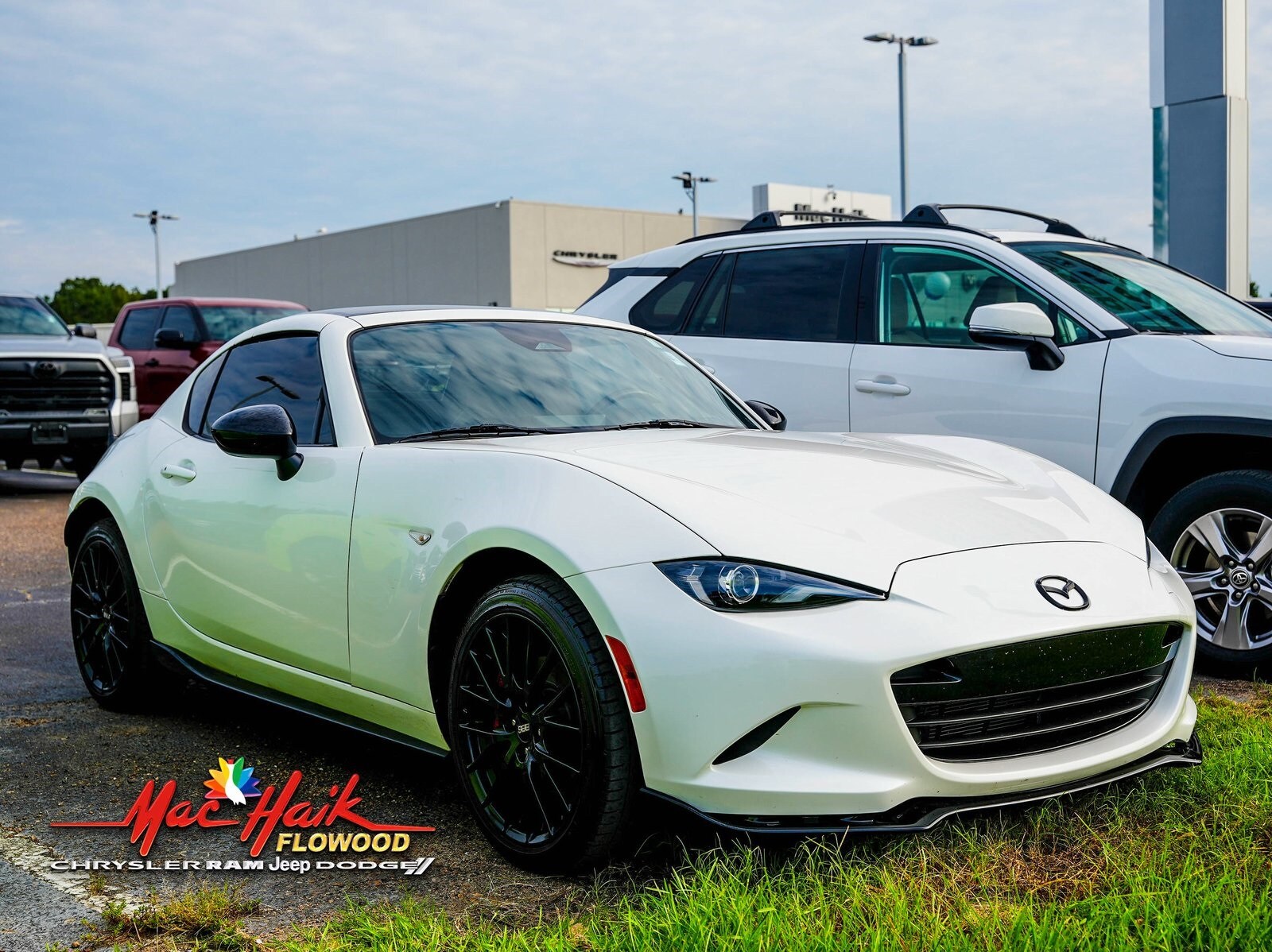 2024 Mazda MX-5 Miata Miata RF photo 2