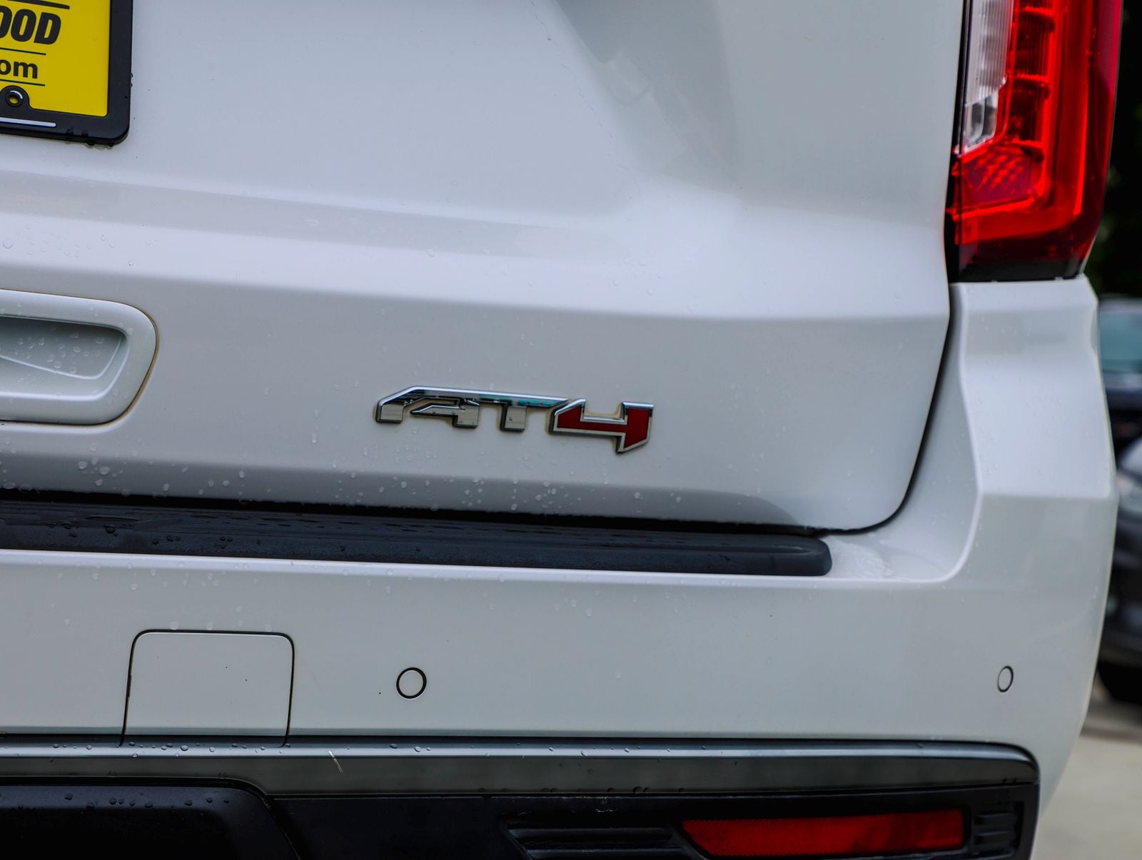2022 GMC Yukon AT4 - Photo 9