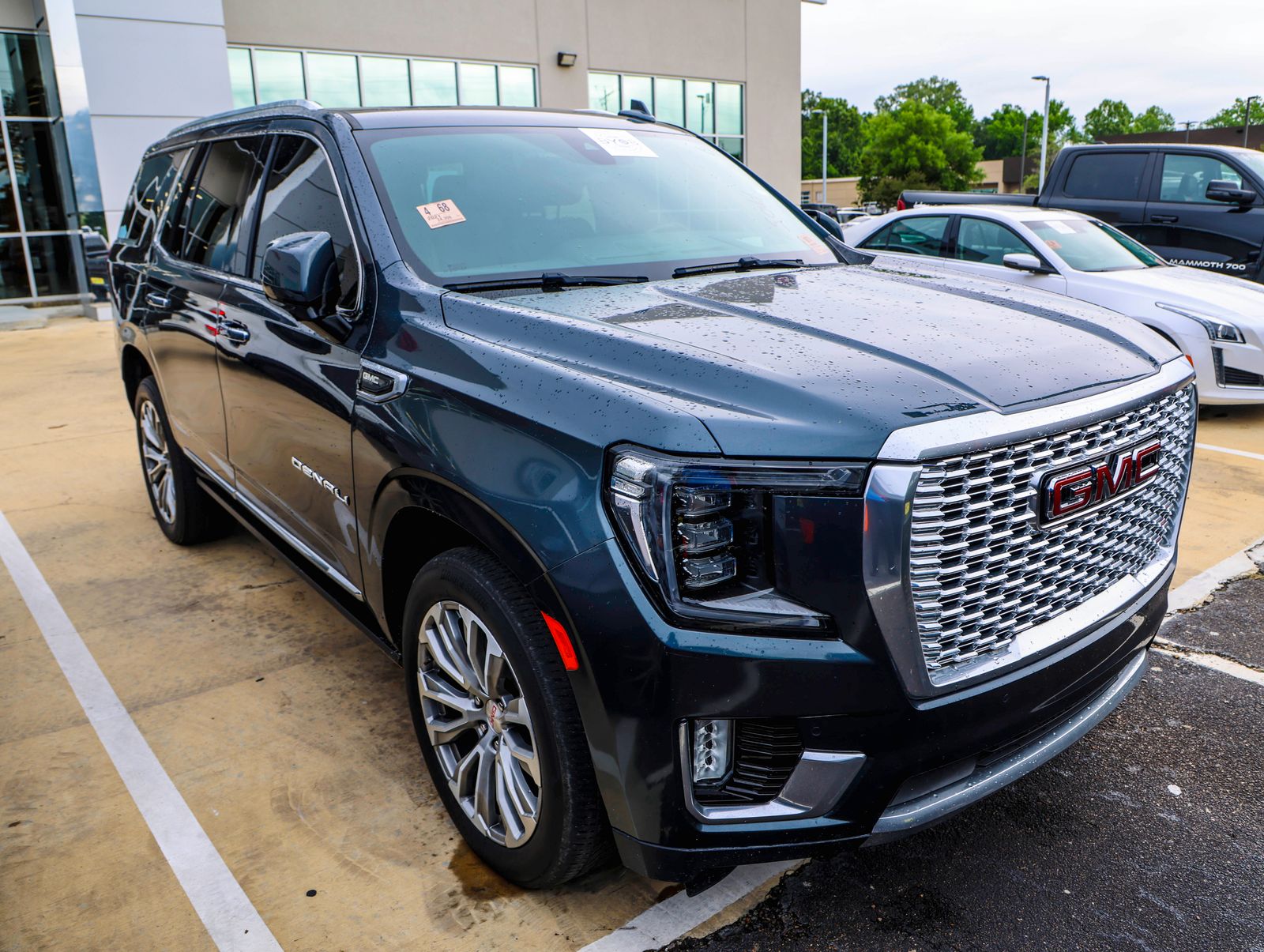 2021 GMC Yukon 2WD Denali's photo