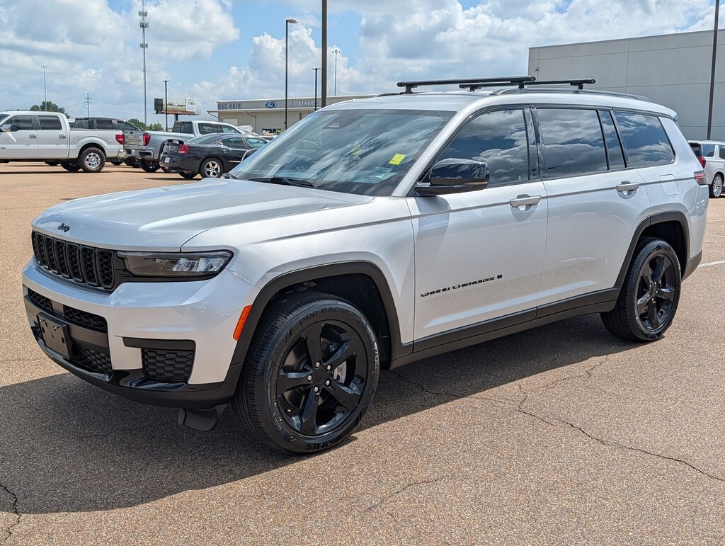 Used 2021 Jeep Grand Cherokee L Altitude SUV