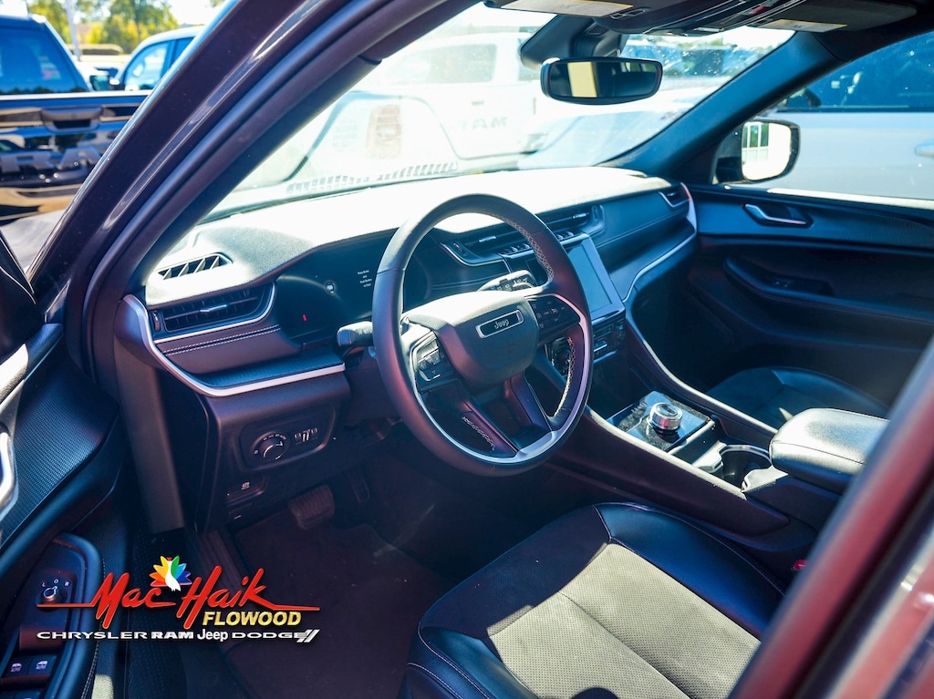 Used 2023 Jeep Grand Cherokee L Altitude SUV