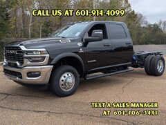 2026 Ram 3500 Chassis Cab BIG HORN CREW   4X4 60' CA Pickup