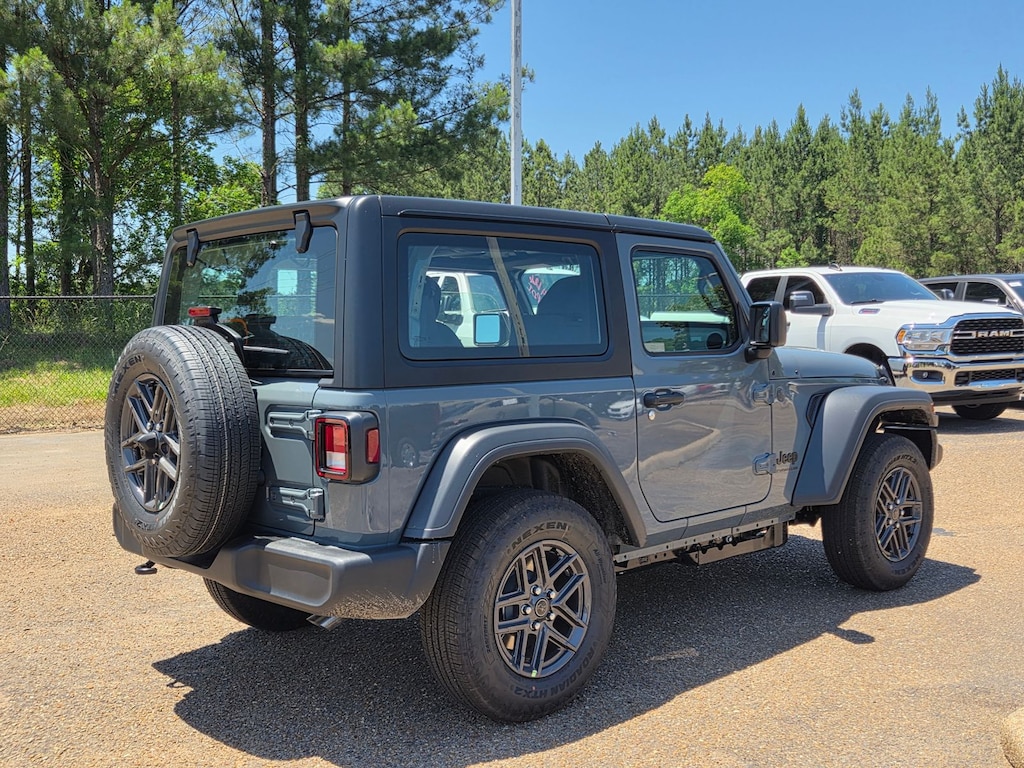 New 2026 Jeep Wrangler Sport Sport Utility