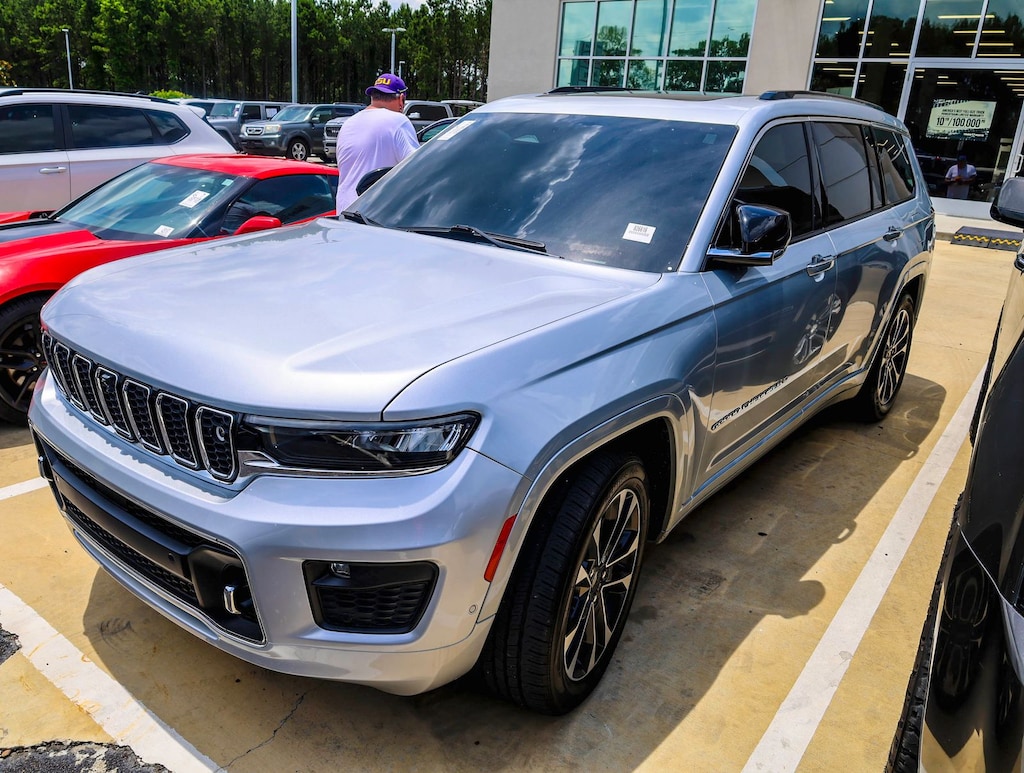 Used 2022 Jeep Grand Cherokee L Overland SUV