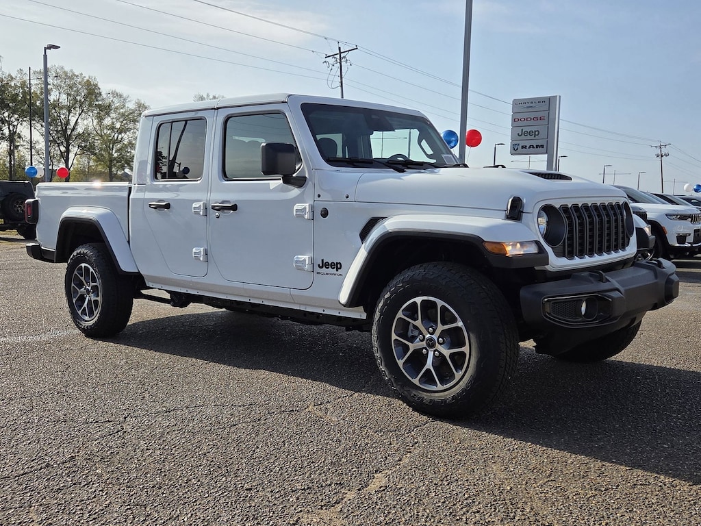 New 2026 Jeep Gladiator Sport S Pickup