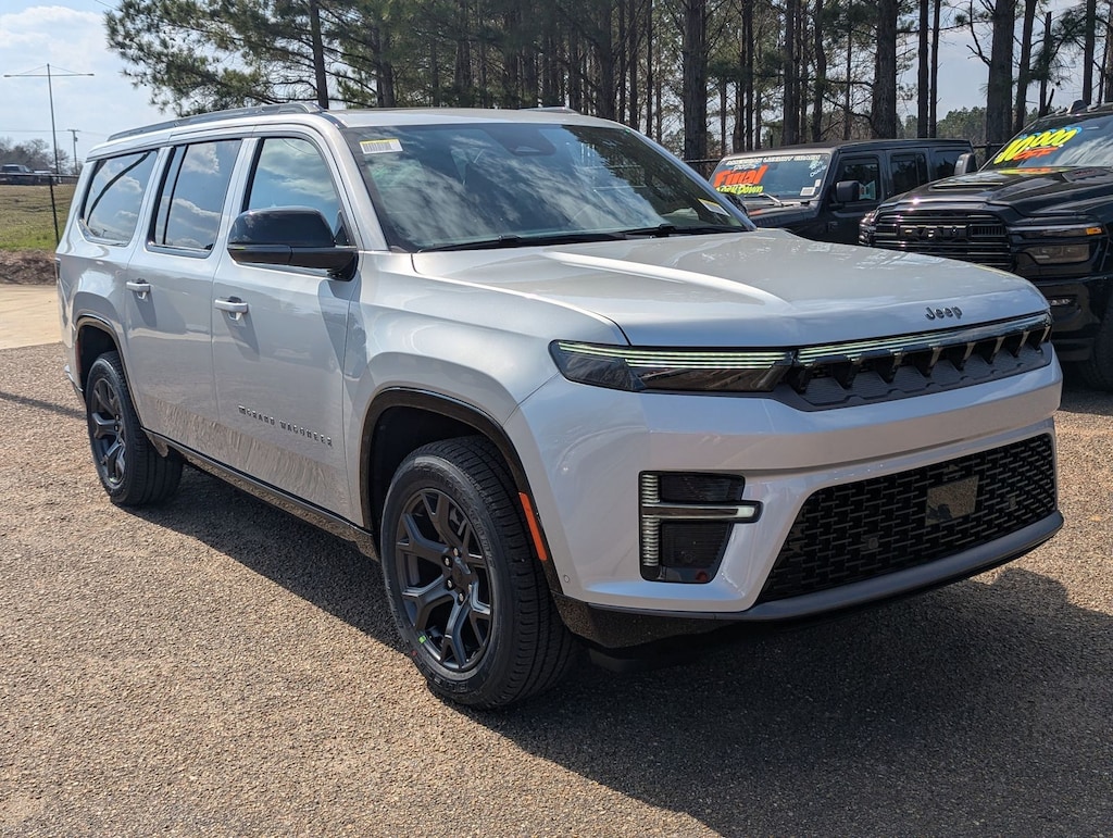 New 2026 Jeep Grand Wagoneer L Limited Altitude Sport Utility
