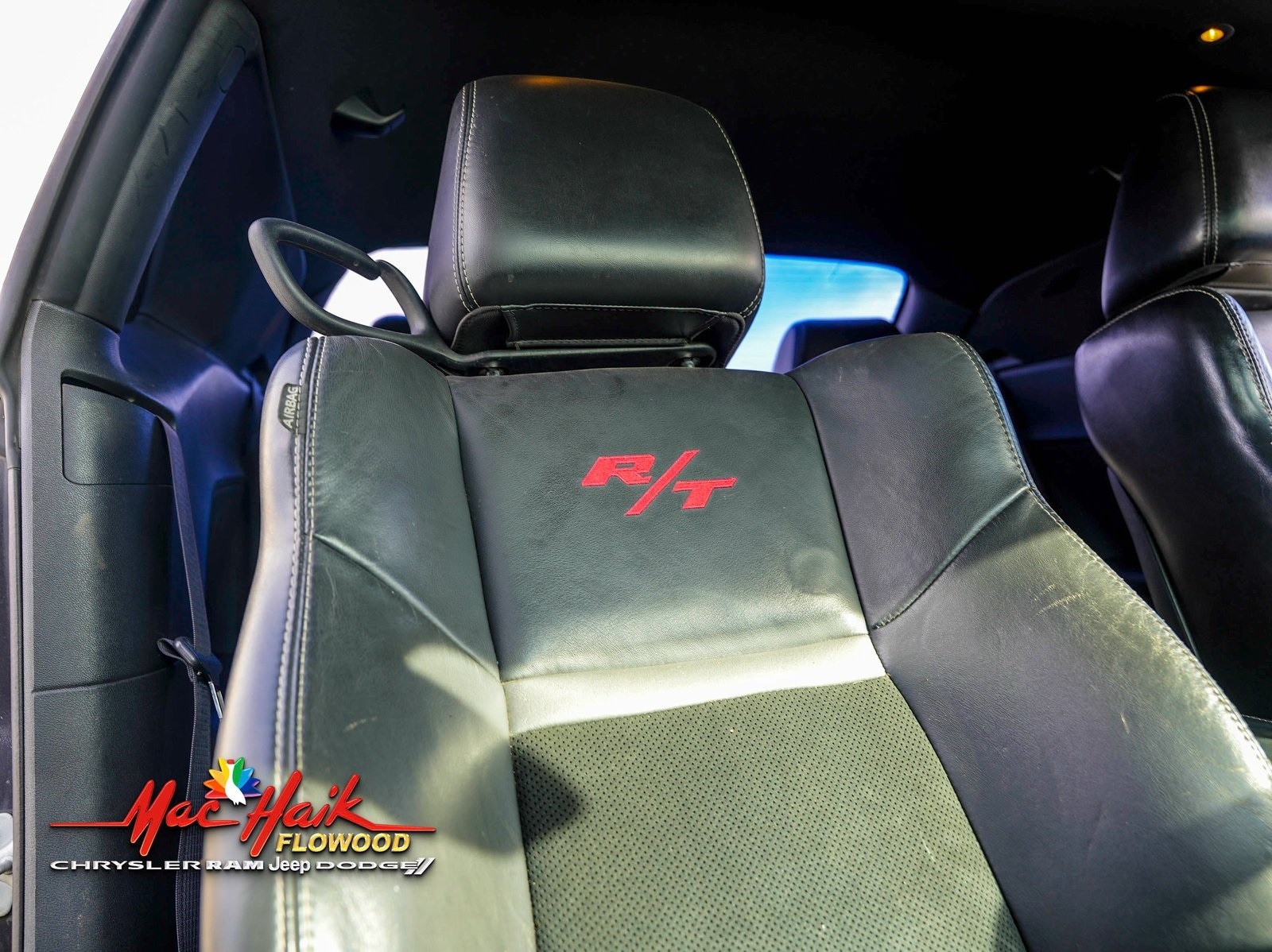 2015 Dodge Challenger R/T's photo