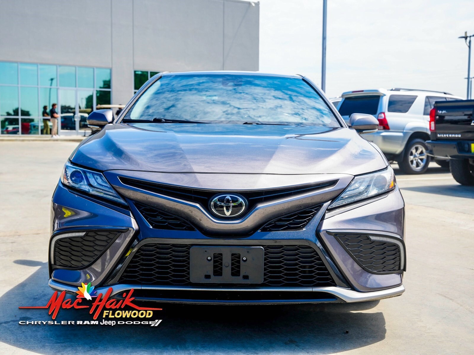 2022 Toyota Camry XSE photo 3