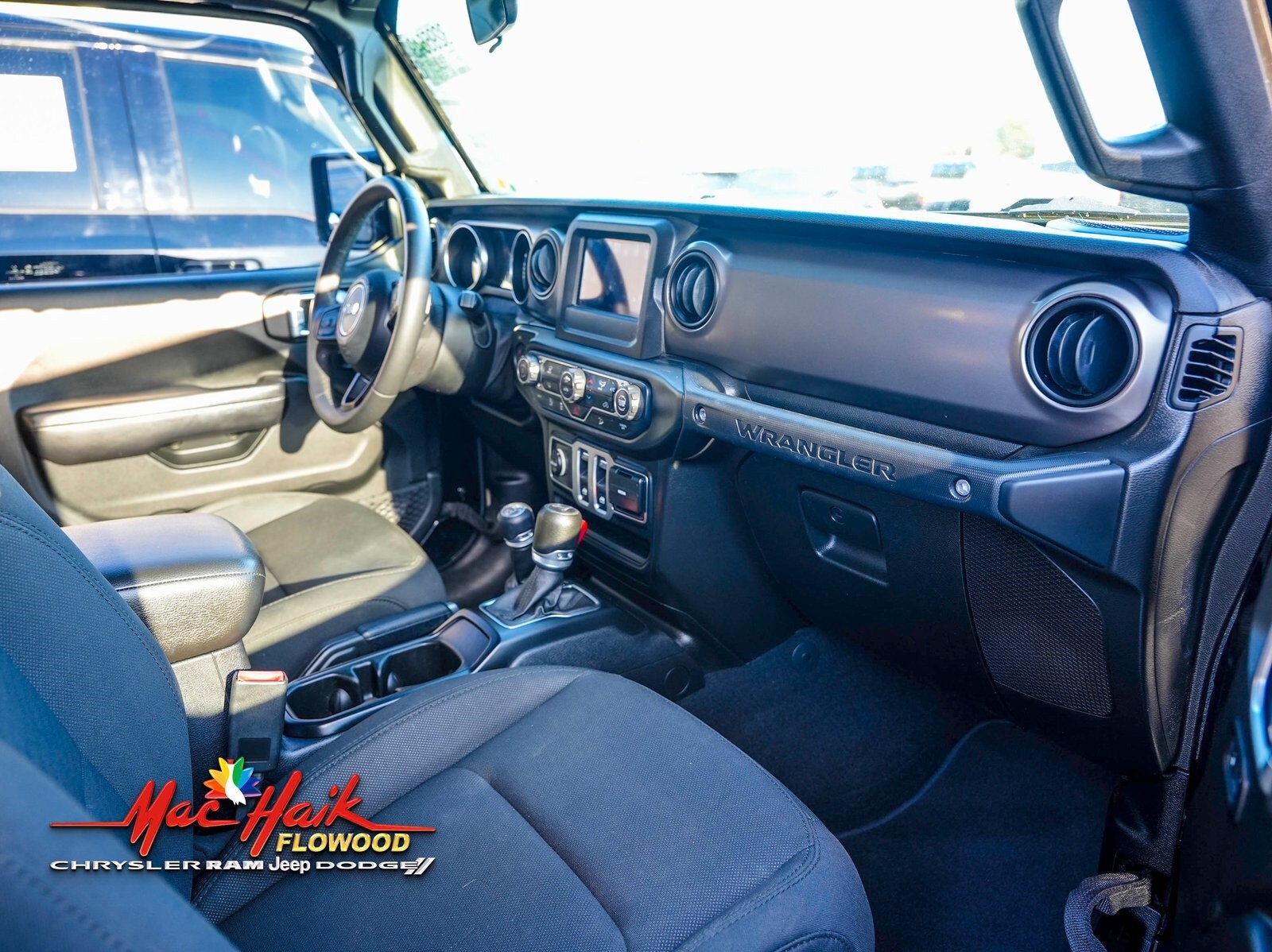 2019 Jeep Wrangler Sport S photo 3