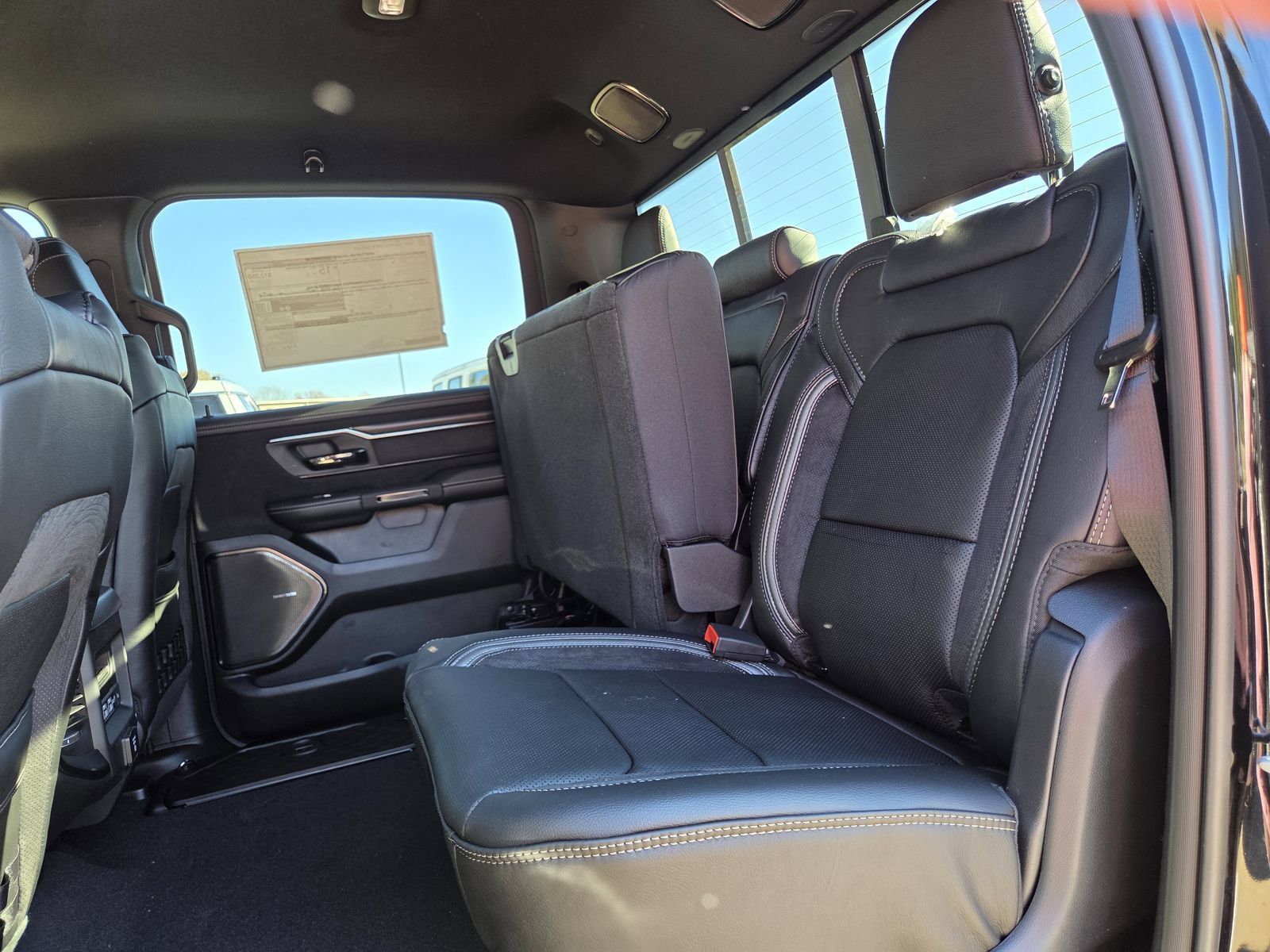 2026 RAM 1500 RHO - Photo 16