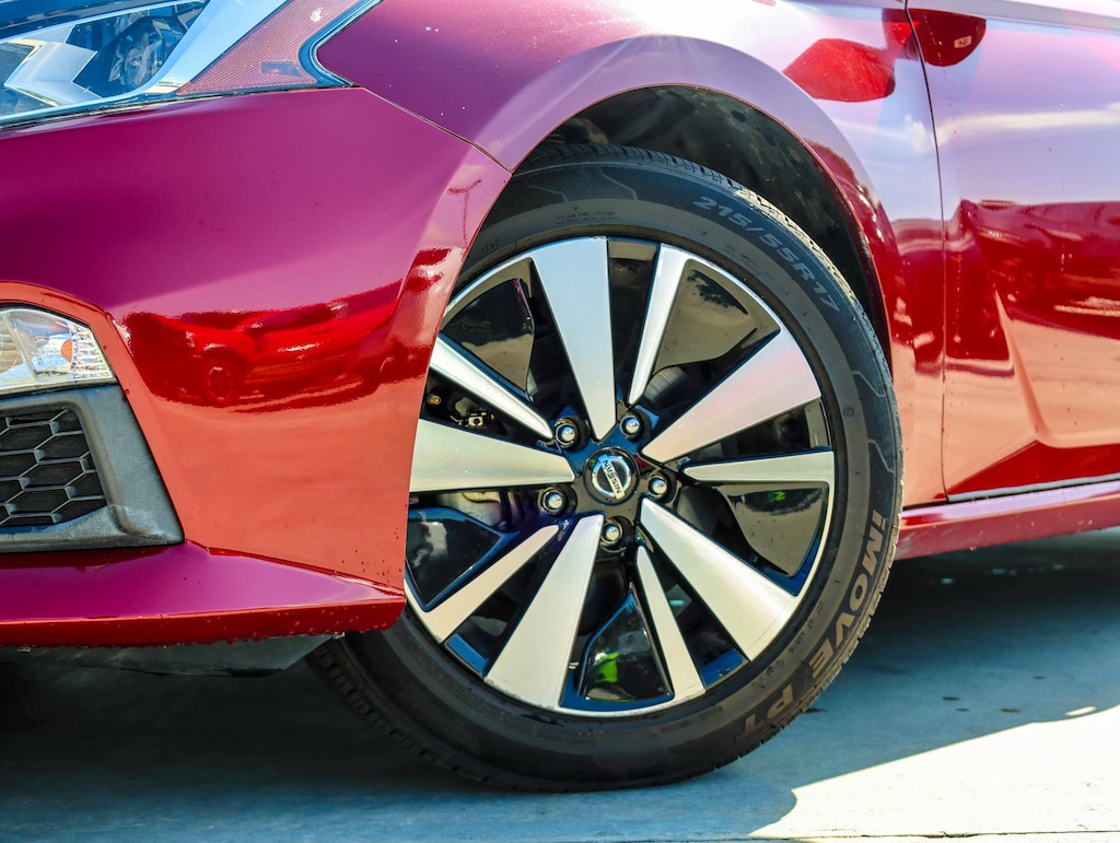 Used 2021 Nissan Altima 2.5 SV Sedan