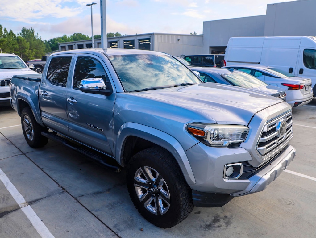 Used 2019 Toyota Tacoma Limited Truck