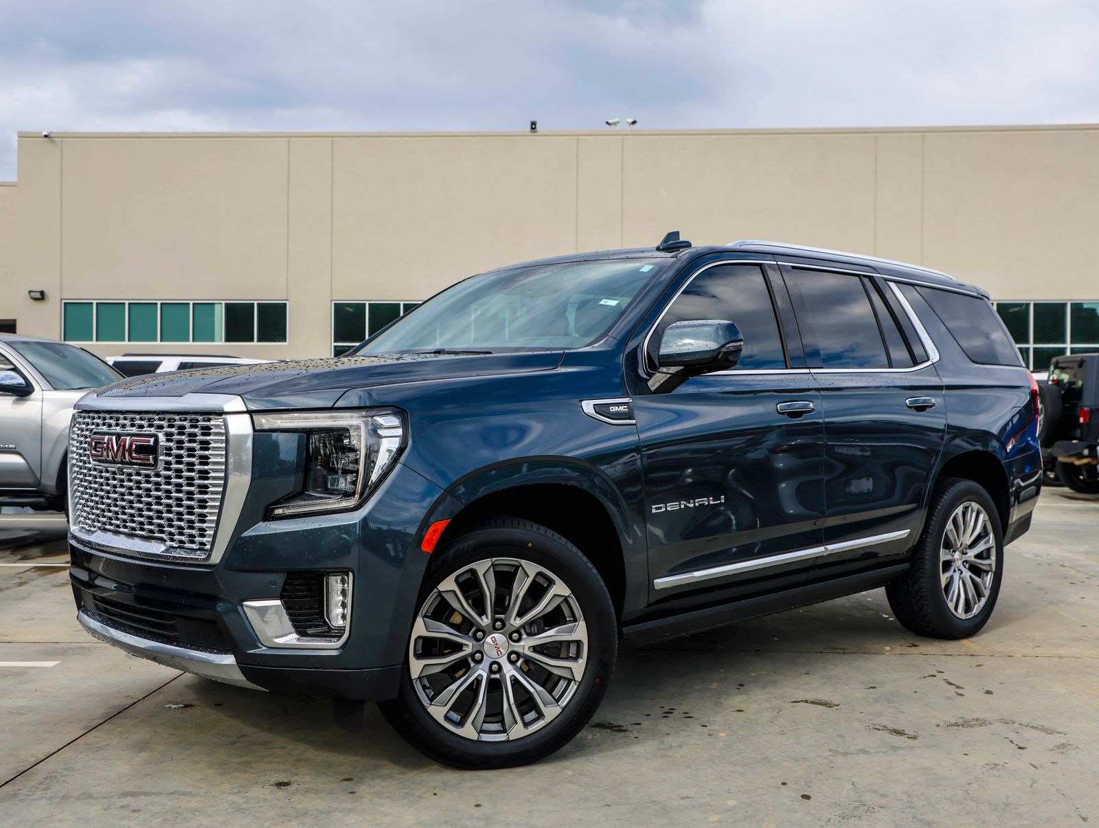 2021 GMC Yukon 2WD Denali's photo